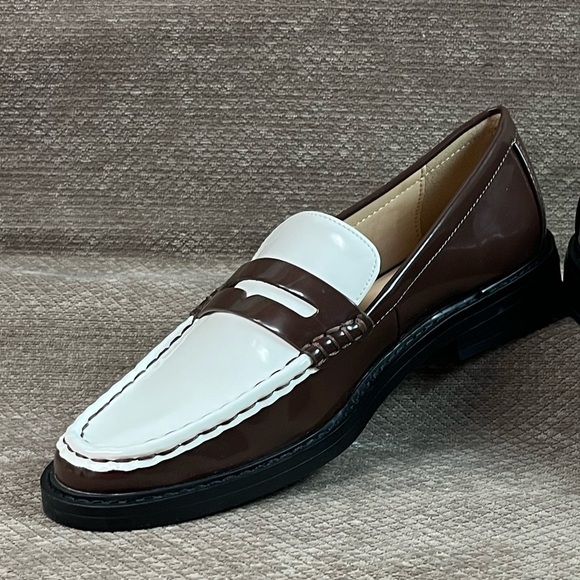 LOFT Women’s size 7 Chocolate and White Two Tone Penny Loafers New Without Box - Picture 8 of 13